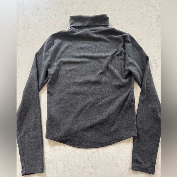 Sunday Best Tops - Aritzia Sunday Best Charcoal Turtleneck long sleeve top women’s size Small